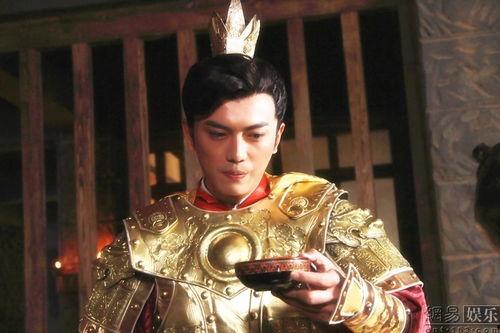 神医传奇,悬壶济世，妙手回春的传奇人生